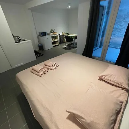 Apartment Just For 2